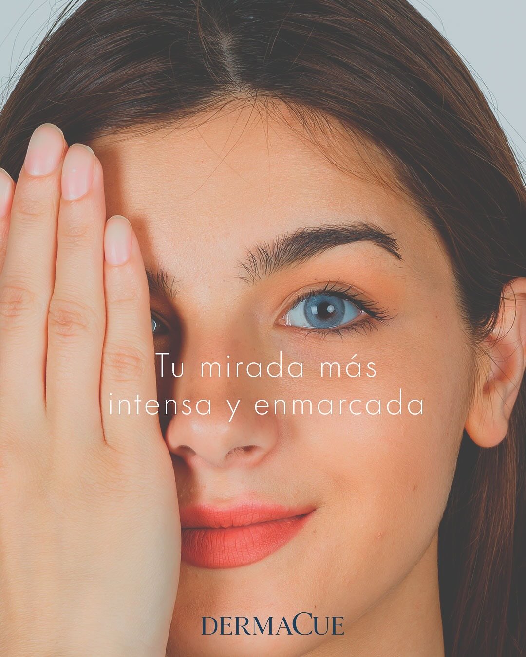 Tu mirada dice mucho de ti…
Haz que destaque con un contorno de ojos más firme, unas pestañas más densas y unas cejas definidas. ✨

💧 Serum Contorno de Ojos DERMACUE
Hidrata, reafirma y alisa la zona más delicada del rostro.

🌿 Lash Serum
Estimula el crecimiento de pestañas y cejas, aportando fuerza, densidad y brillo natural.

🔹 Ahora un -25% dto.
En toda la gama de productos
¡Solo durante el mes de noviembre!
Código: DERMCUE25

💙 Encuéntralos en dermacue.com

#Dermacue #CuidadoDeLaPiel #DermatologíaEstética #MiradaIntensa #ContornoDeOjos #PestañasLargas #CejasPerfectas #SkincareRoutine #BellezaNatural #DermacueLovers #DermacueTips #PielSana #CosméticaDermatológica