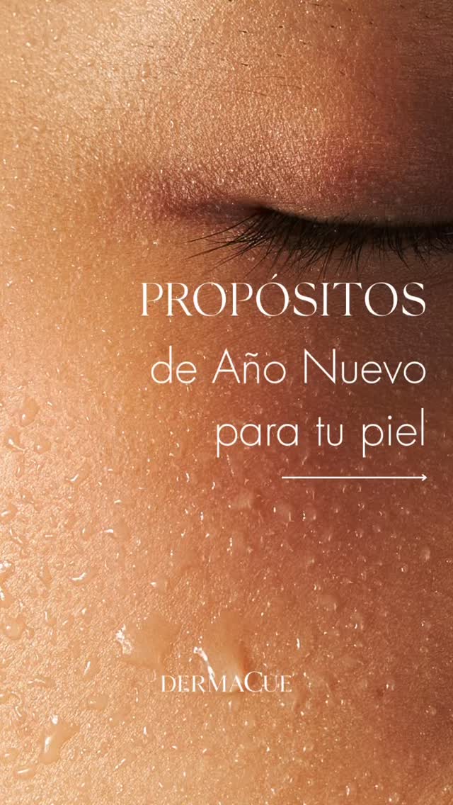 ✨ Propósitos de Año Nuevo para tu piel ✨

Este año, convierte el cuidado de tu piel en una prioridad.
No se trata de promesas imposibles, sino de decisiones conscientes que marcan la diferencia.

✔️ Escuchar tu piel y entender lo que necesita
✔️ Protegerla cada día con una correcta fotoprotección
✔️ Apostar por tratamientos y productos con base médica
✔️ Mantener una rutina constante y personalizada
✔️ Ponerte en manos de MÉDICOS DERMATÓLOGOS

Porque una piel sana es el reflejo de un cuidado bien hecho, basado en ciencia, experiencia y ética médica.

Empieza el año cuidando tu piel como se merece.

DERMACUE
Dermatología Médica, Ética y Estética

#Dermacue #PropósitosDeAñoNuevo #CuidadoDeLaPiel #MédicosDermatólogos #PielSana DermatologíaMédica SkincareConCiencia RutinaDermatológica AñoNuevoPielNueva